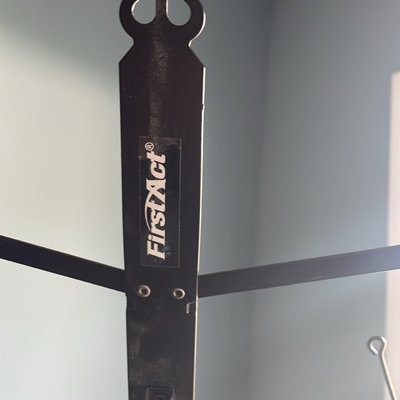 First Act Adjustable Foldable Music Stand - Picture 4 of 7